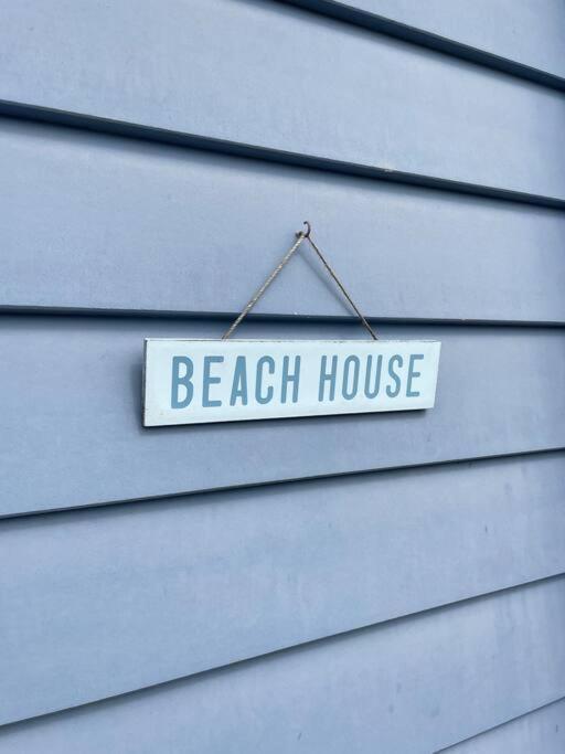 The Blue Beach House Mangawhai Esterno foto