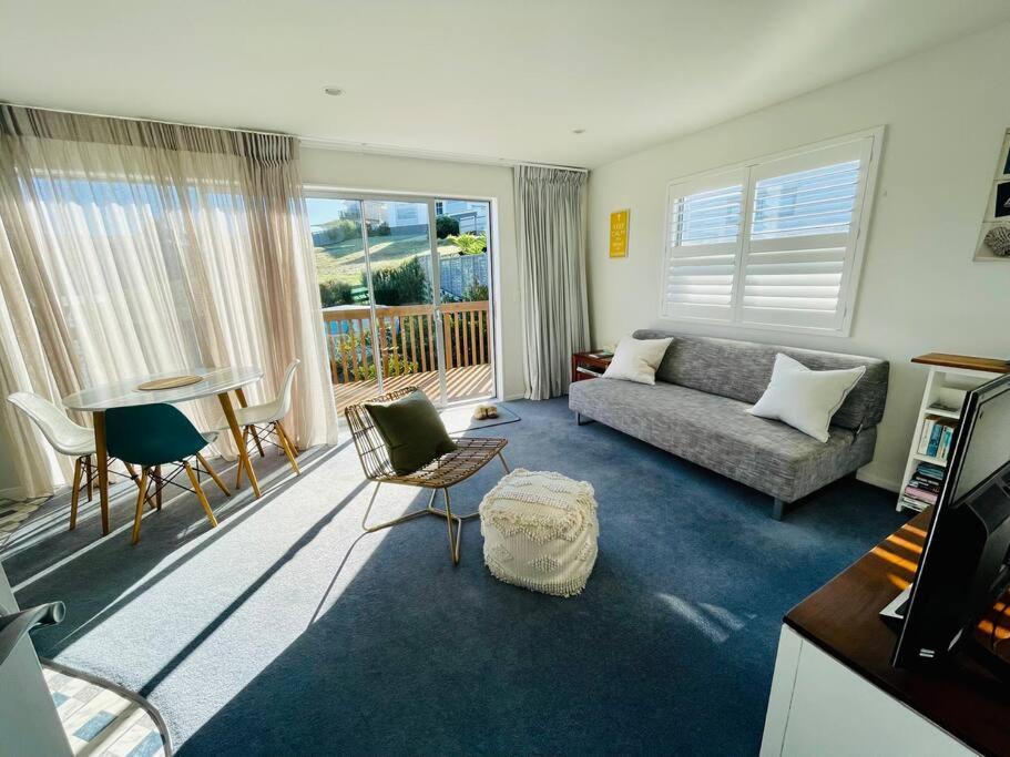 The Blue Beach House Mangawhai Esterno foto