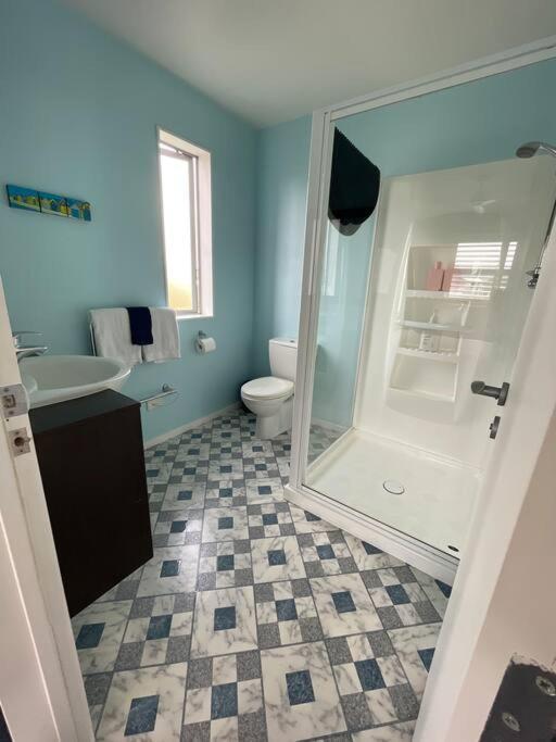 The Blue Beach House Mangawhai Esterno foto