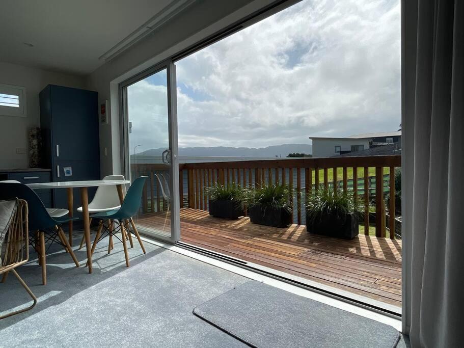 The Blue Beach House Mangawhai Esterno foto